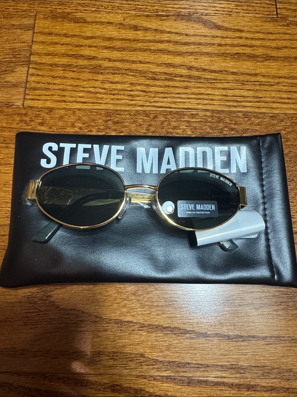 Steve Madden Gold sunglasses NWT